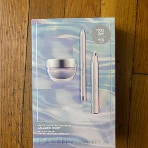 r.e.m. beauty Galactic Frost Set
